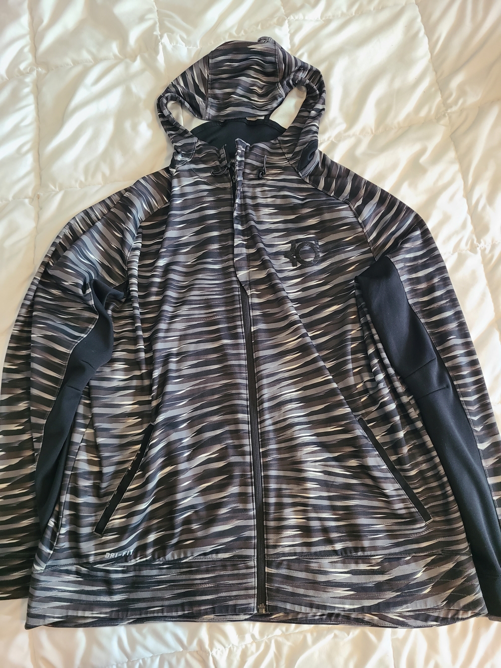 Nike Men’s Hooded Performance Jacket in Black and Gray